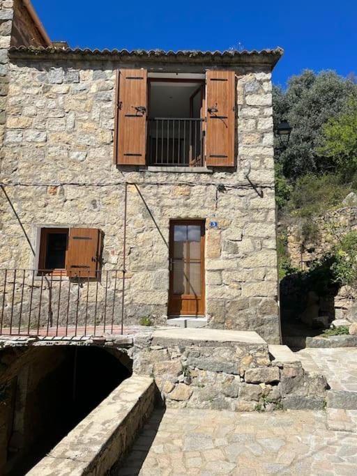 Casa Amarina Villa Олмето Екстериор снимка