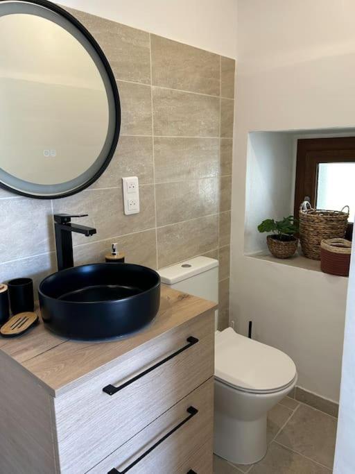 Casa Amarina Villa Олмето Екстериор снимка
