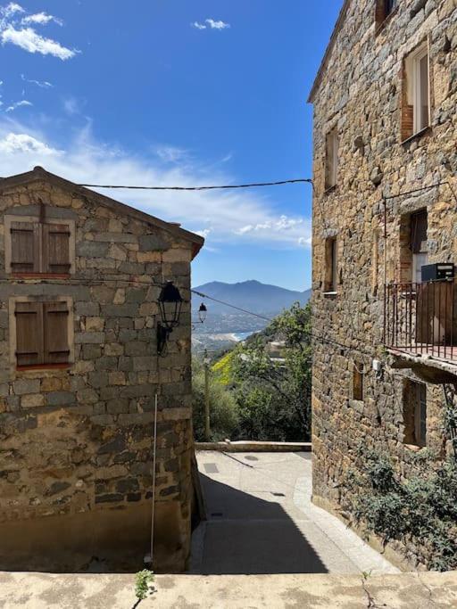 Casa Amarina Villa Олмето Екстериор снимка