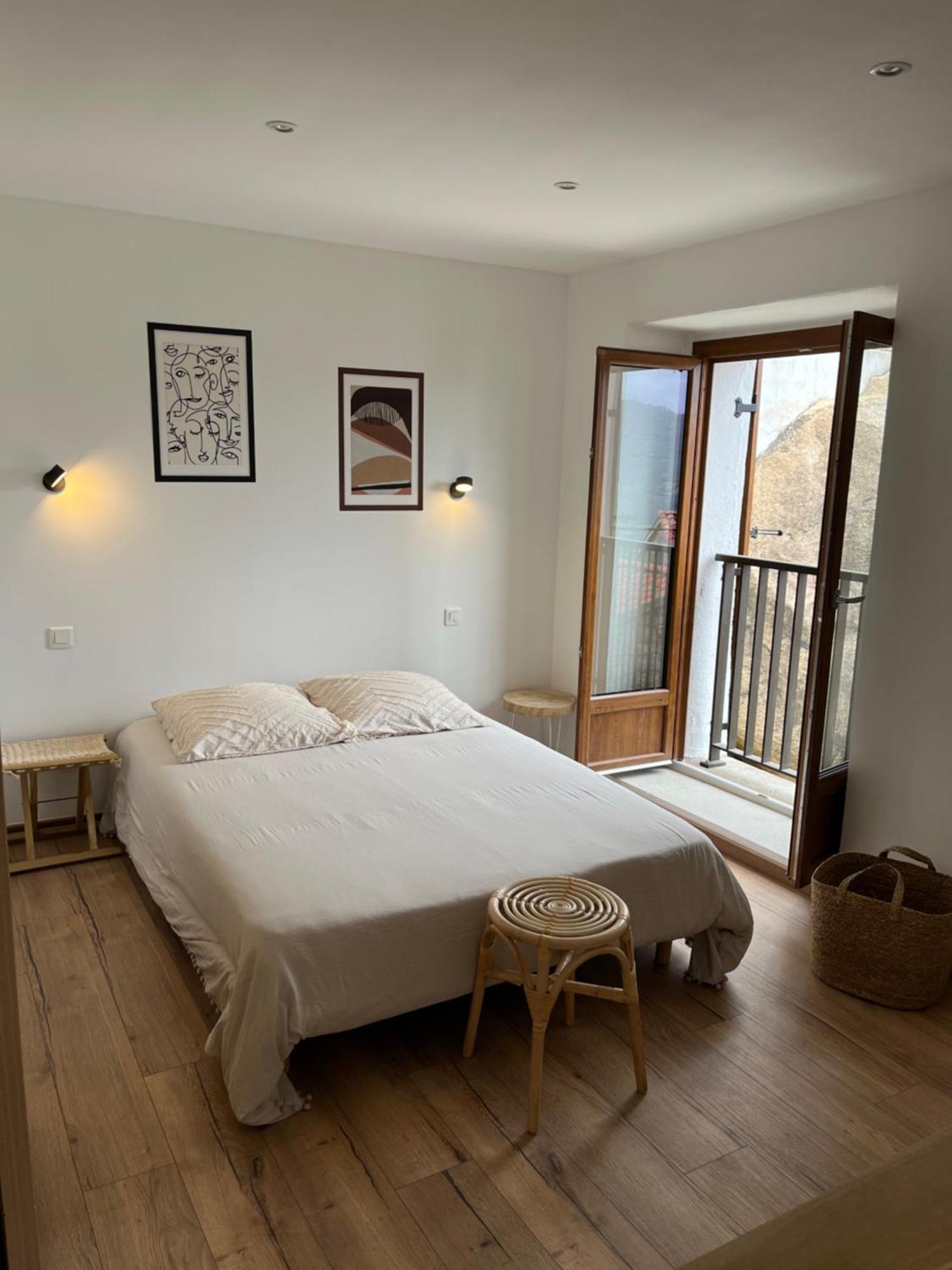 Casa Amarina Villa Олмето Екстериор снимка